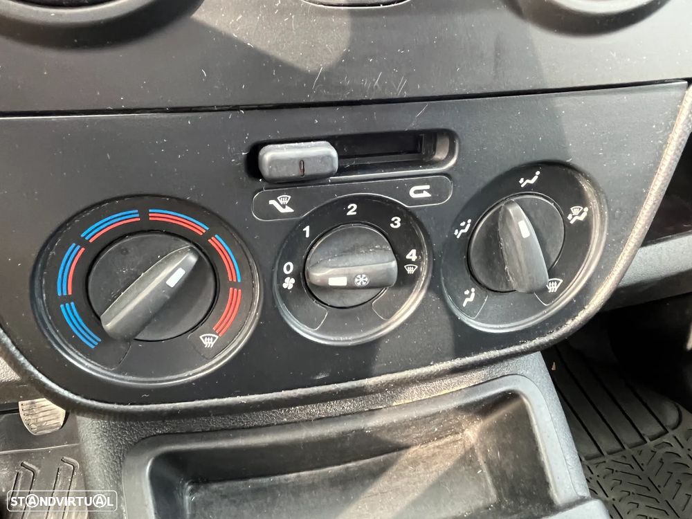 Citroën Nemo 172 000 kms - 16