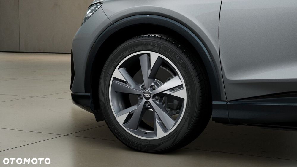 Audi Q4 e-tron - 6