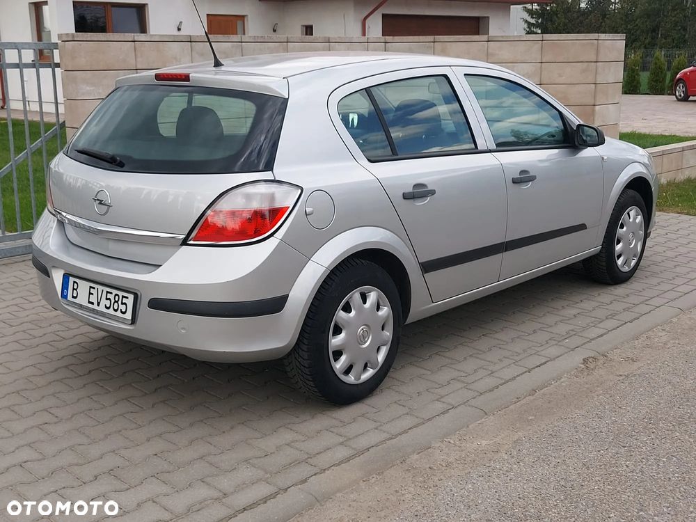 Opel Astra 1.4 - 3