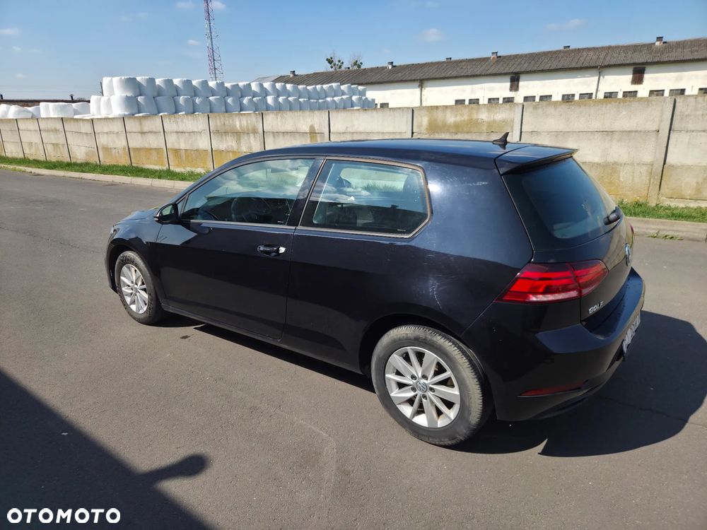 Volkswagen Golf 1.6 TDI BlueMotion Trendline - 12