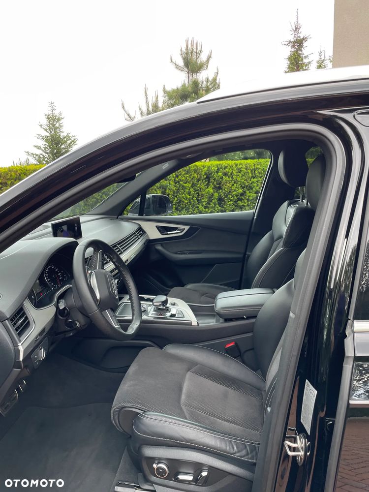 Audi Q7 - 8