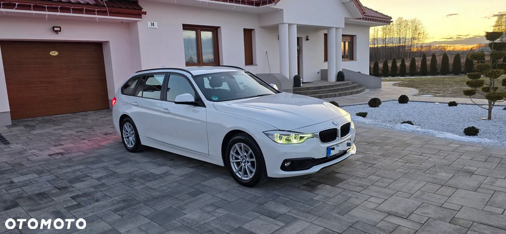 BMW Seria 3 320d xDrive Sport Line - 3