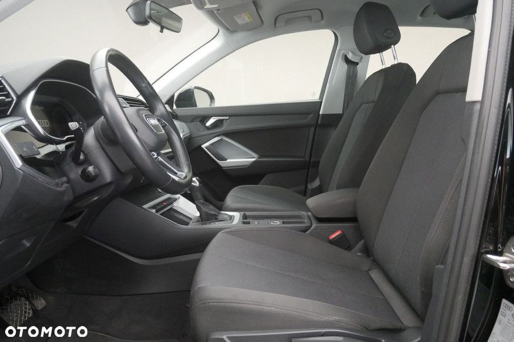 Audi Q3 - 12