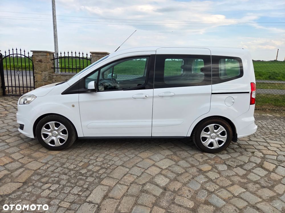 Ford Tourneo Courier - 6