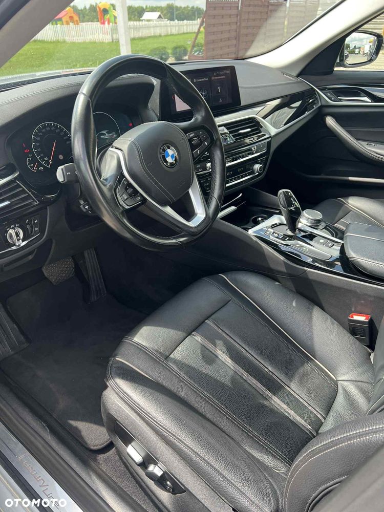 BMW Seria 5 520i GPF Luxury Line - 12