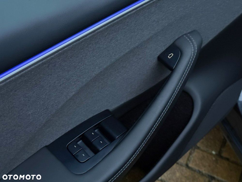 Tesla Model 3 Langstreckenbatterie RWD - 26