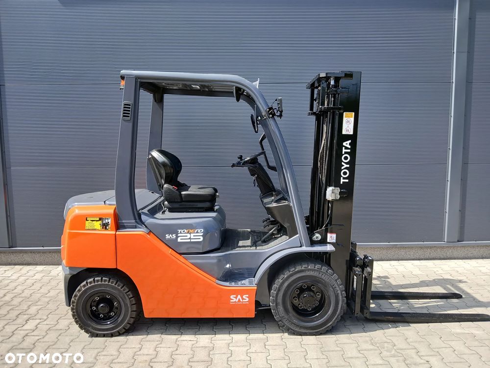 Toyota 02-8FDF25 - 2