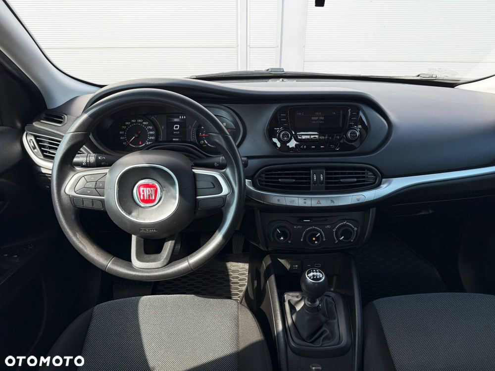 Fiat Tipo 1.4 16v Easy EU6d - 18