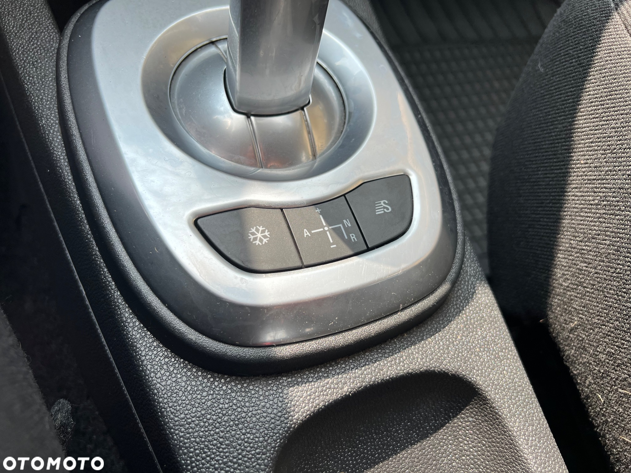 Opel Corsa 1.2 16V Enjoy EasyTronic - 18