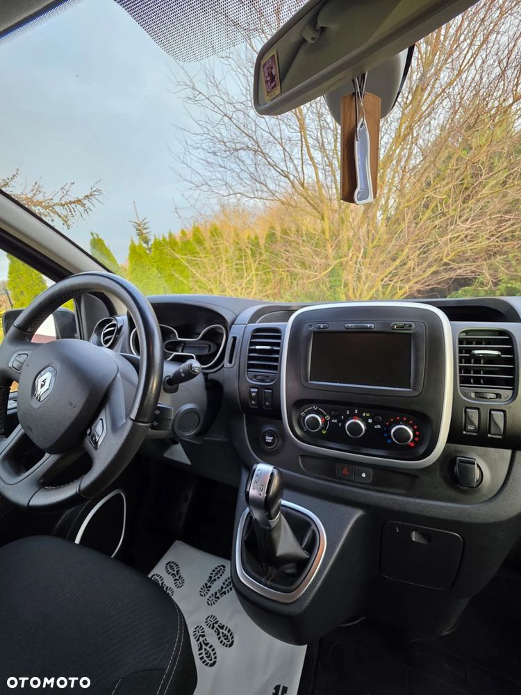 Renault Trafic - 11