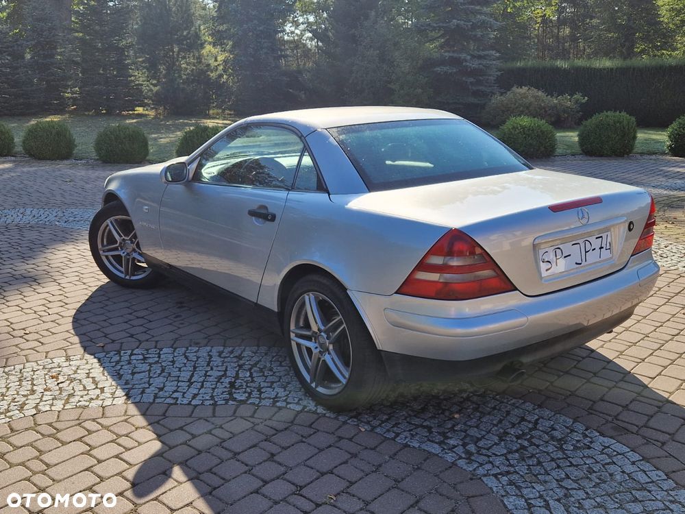 Mercedes-Benz SLK - 16
