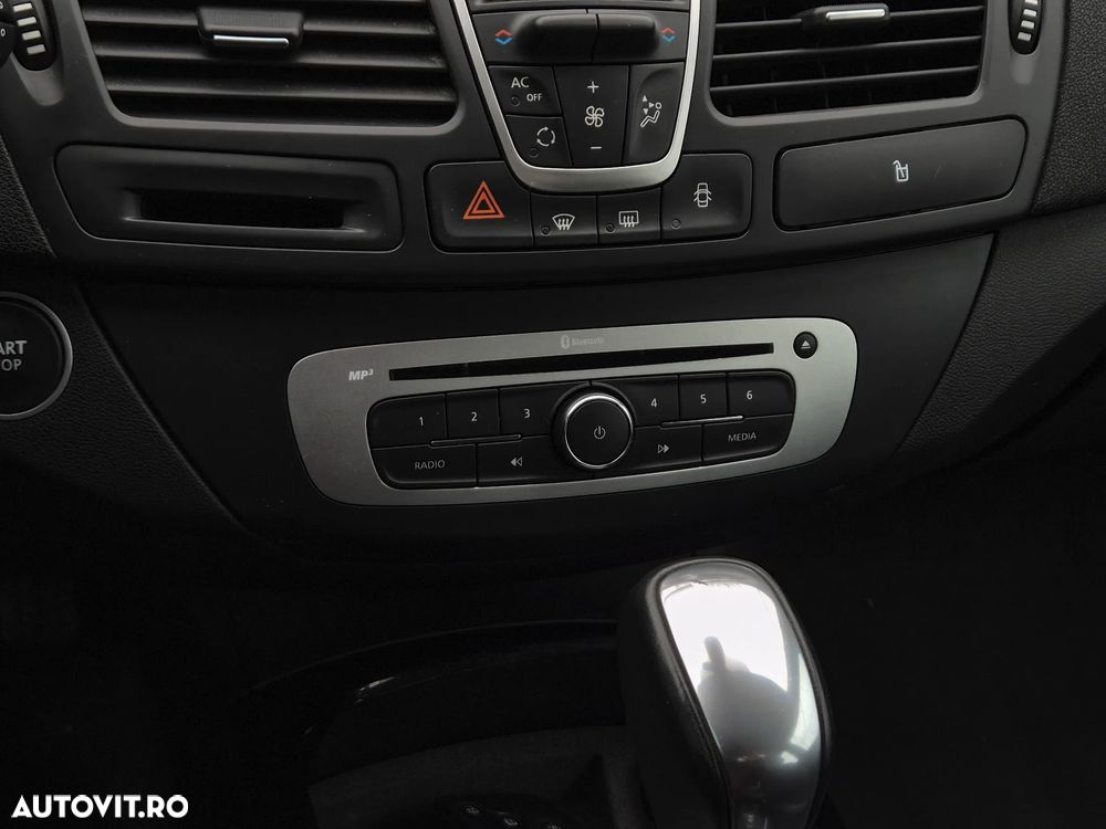 Renault Laguna Navi 2.0dCi Dynamique CVA - 36