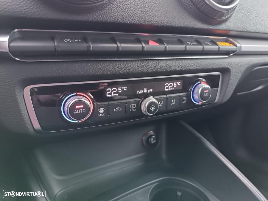 Audi A3 Limousine 1.6 TDI S-line - 14