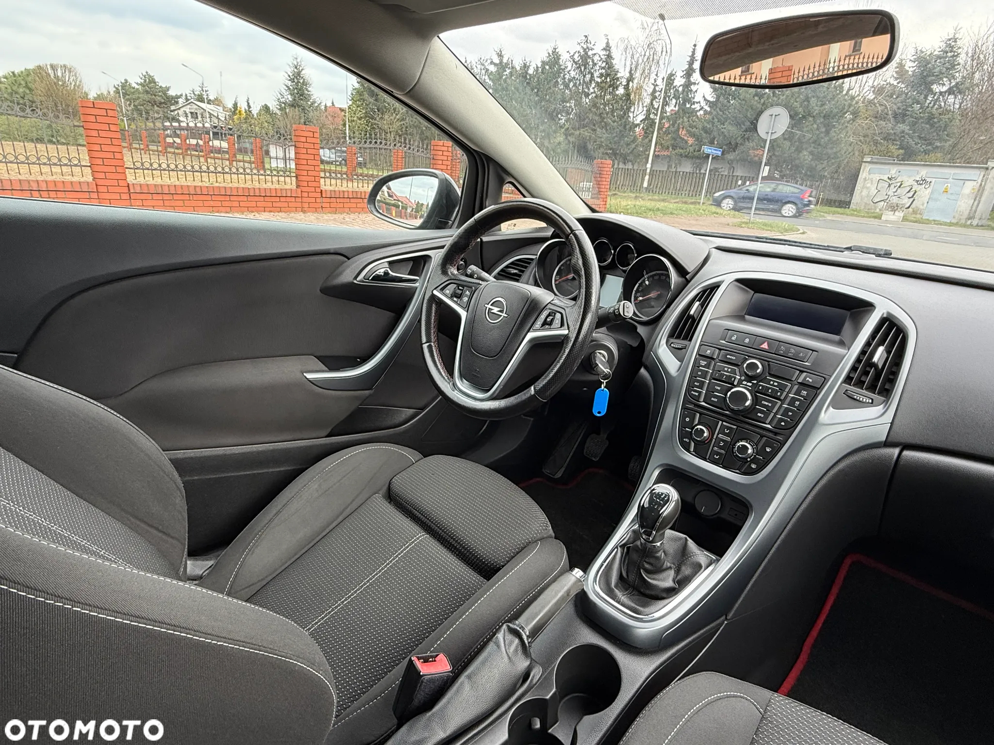 Opel Astra GTC 1.4 Turbo - 6