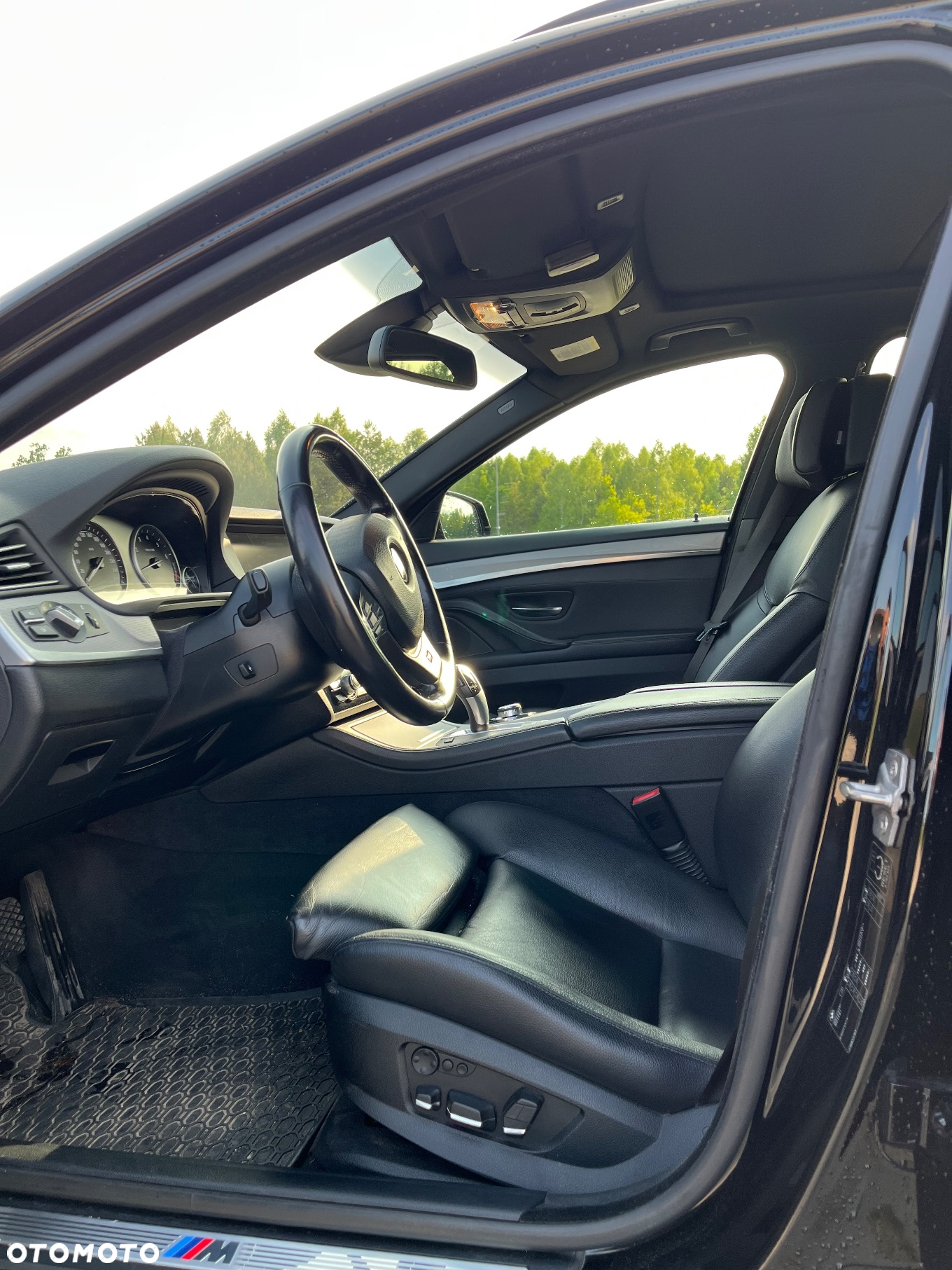 BMW Seria 5 535i Touring Sport-Aut - 9