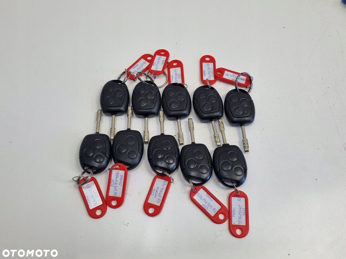 Ford Mondeo Fusion Fiesta KLUCZYK PILOT 98AG15K601AD - 2