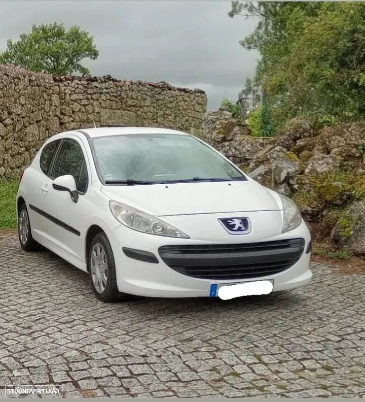 Peugeot 207 1.4 HDi Urban - 1