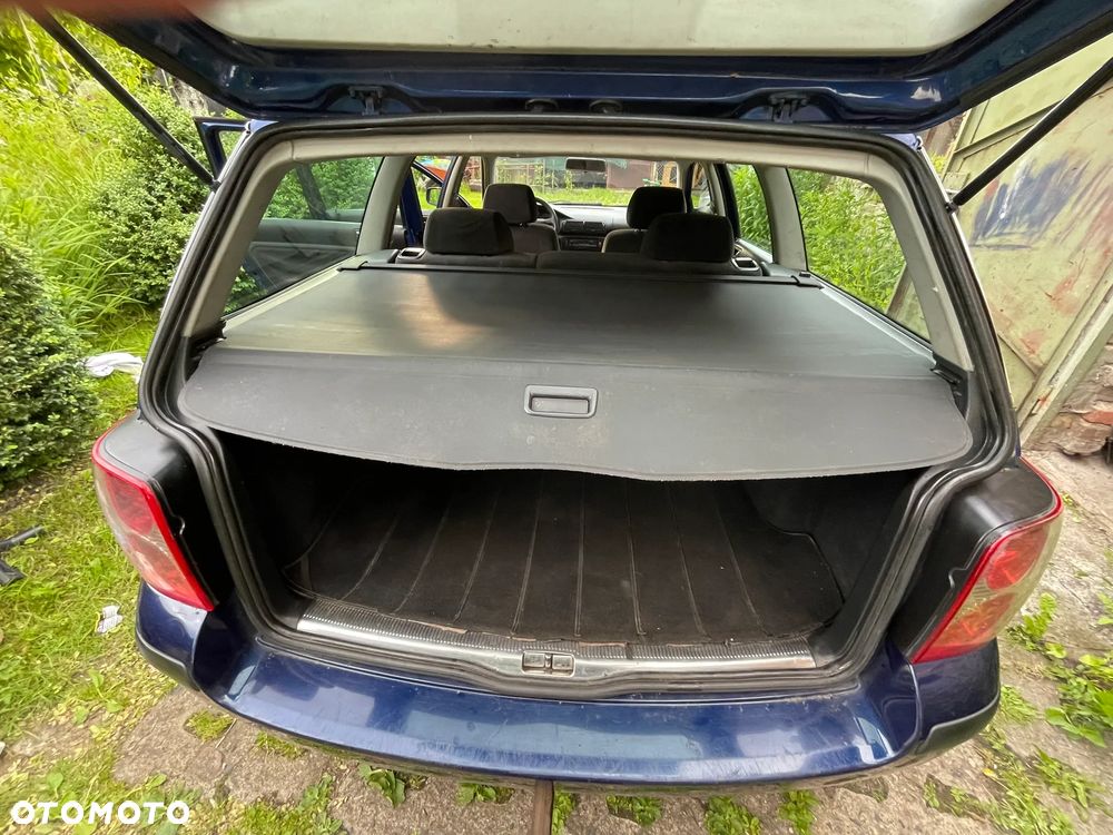 Volkswagen Passat 1.9 TDI Comfortline - 15