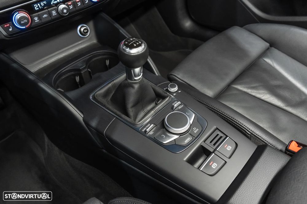 Audi A3 Sportback 35 TFSI S line - 16