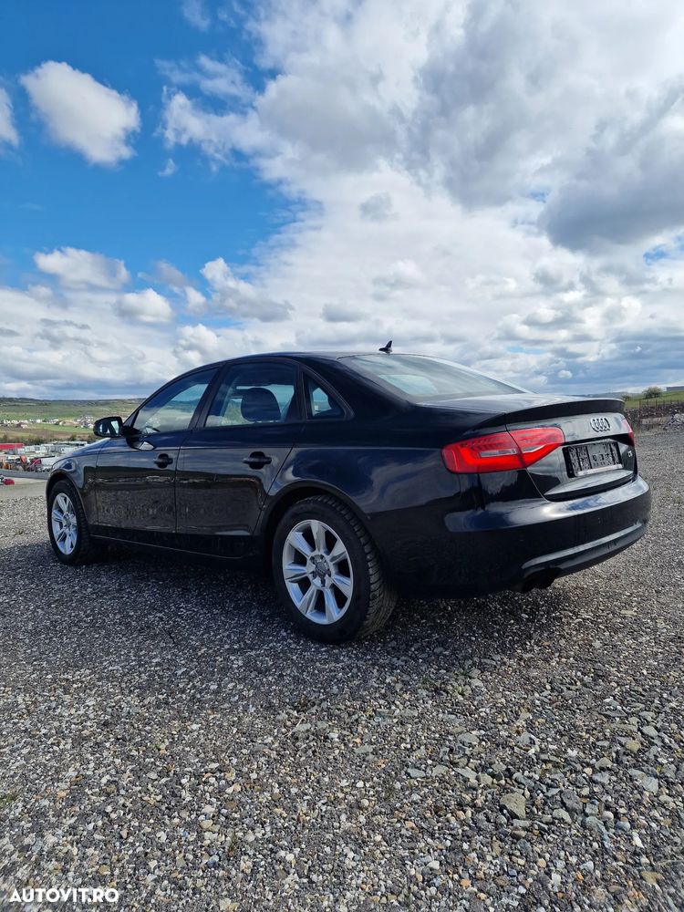 Audi A4 2.0 TDI quattro Stronic - 3