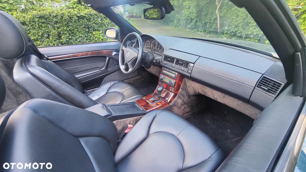Mercedes-Benz SL - 14