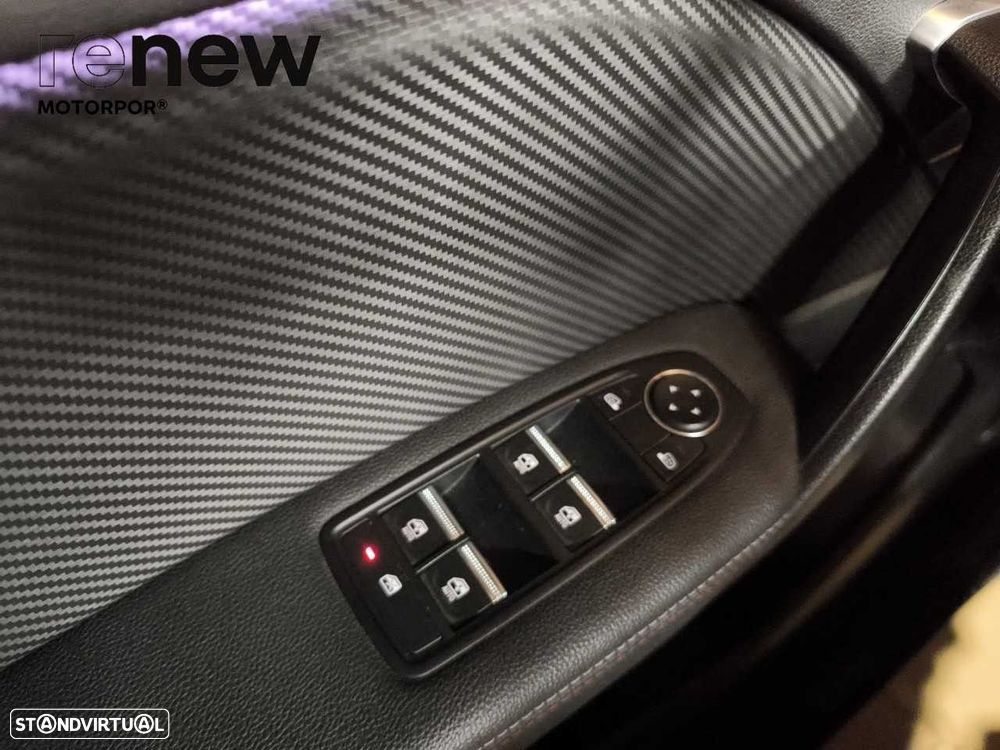 Renault Captur 1.0 TCe RS Line - 23