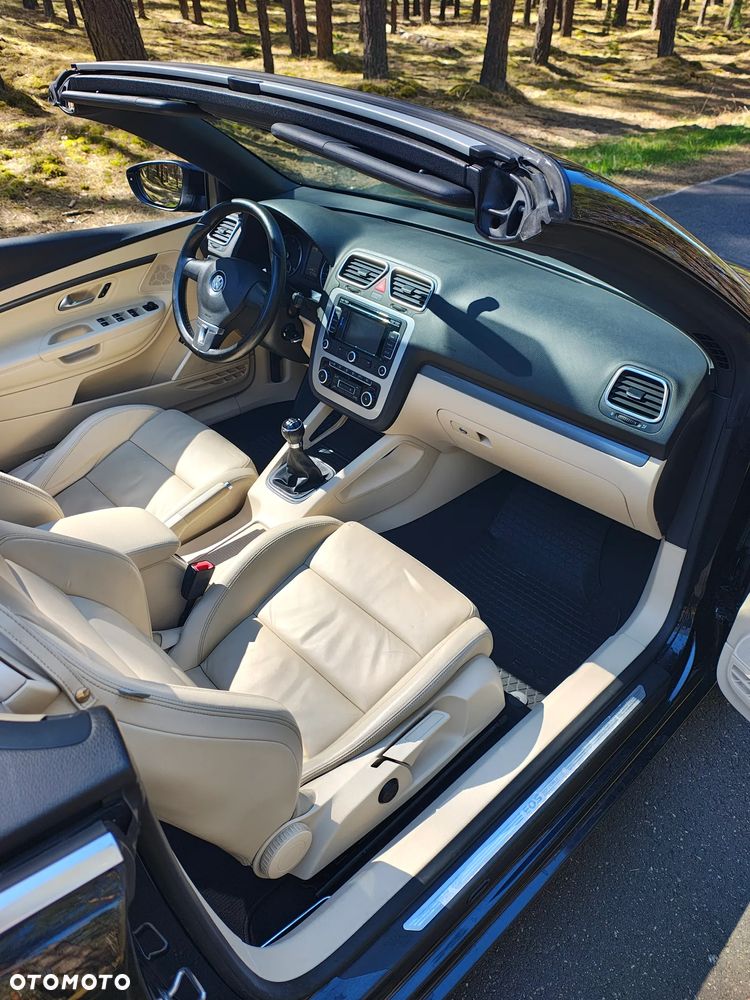Volkswagen Eos - 21