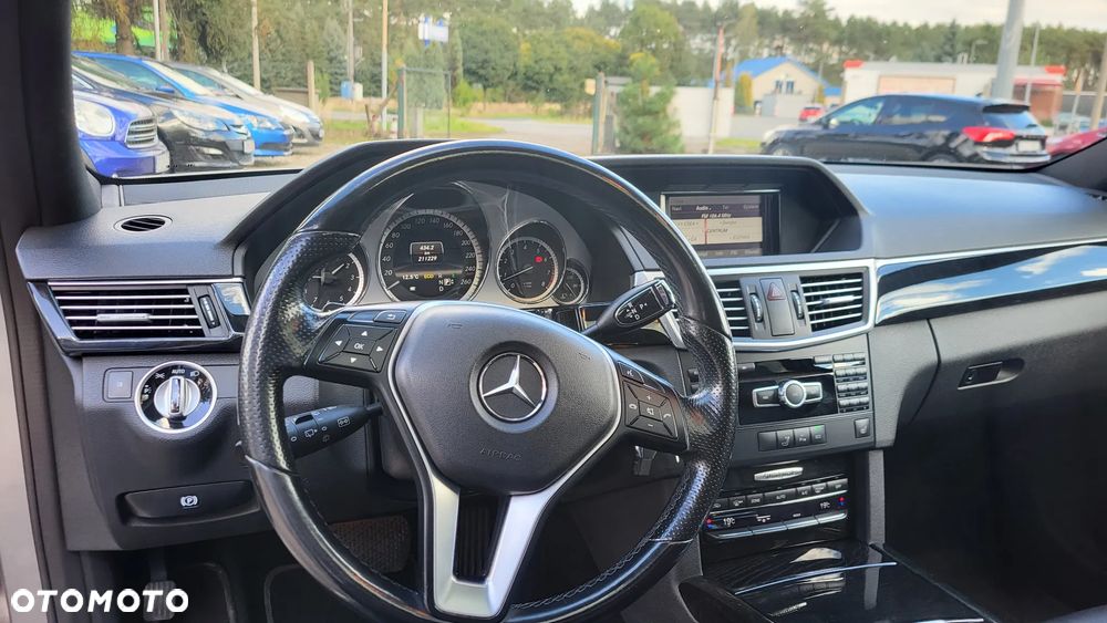 Mercedes-Benz Klasa E - 11