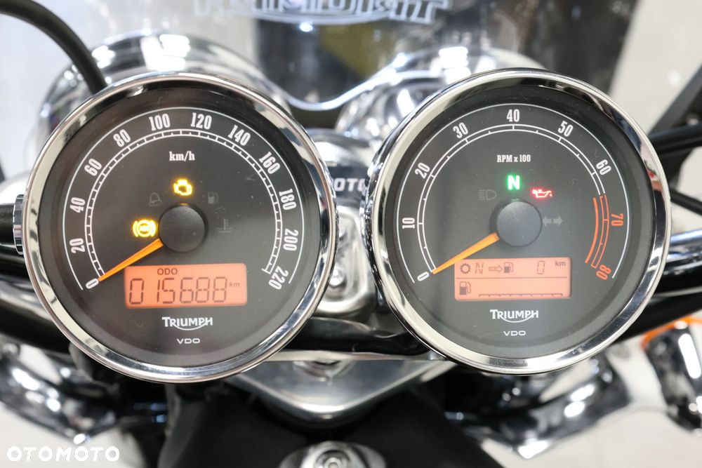 Triumph Rocket - 17