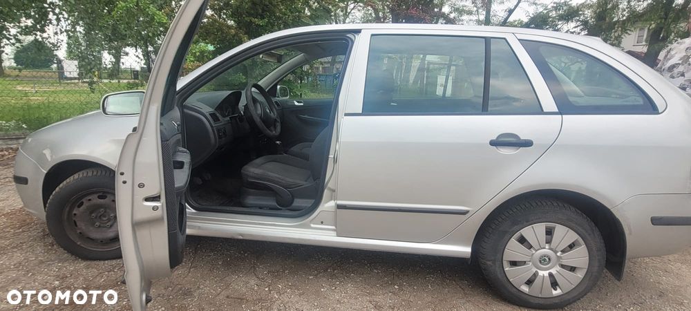 Skoda Fabia - 7