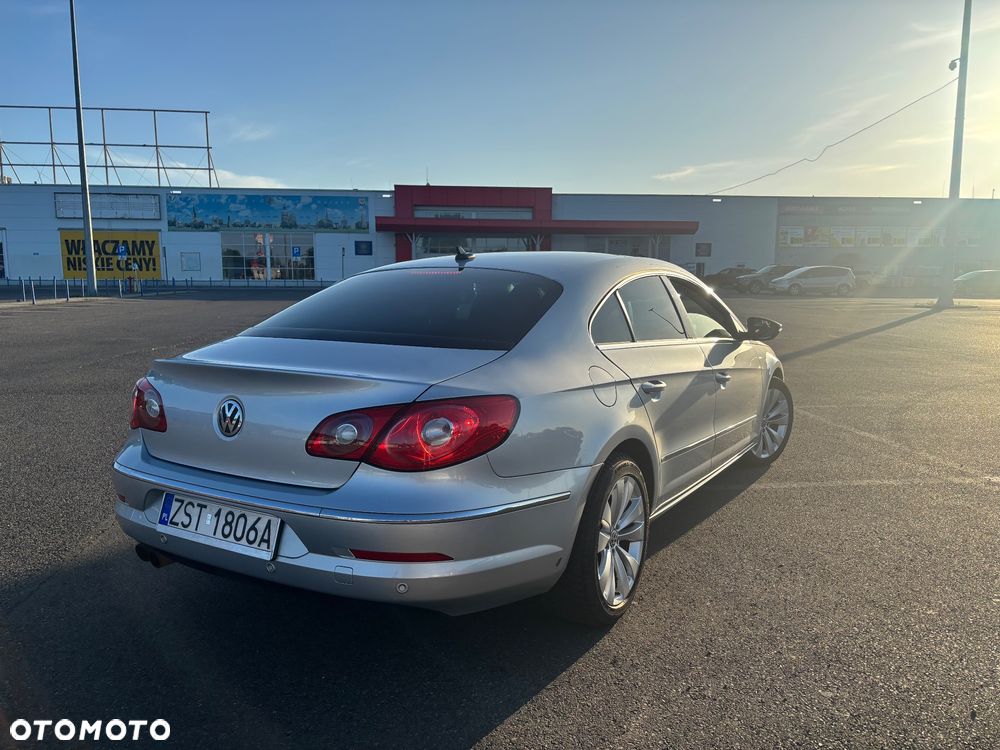 Volkswagen Passat CC - 21