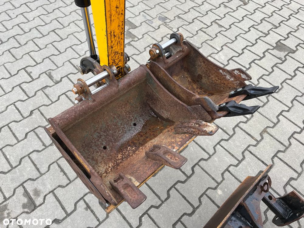 JCB 8008 CTS Micro - 11