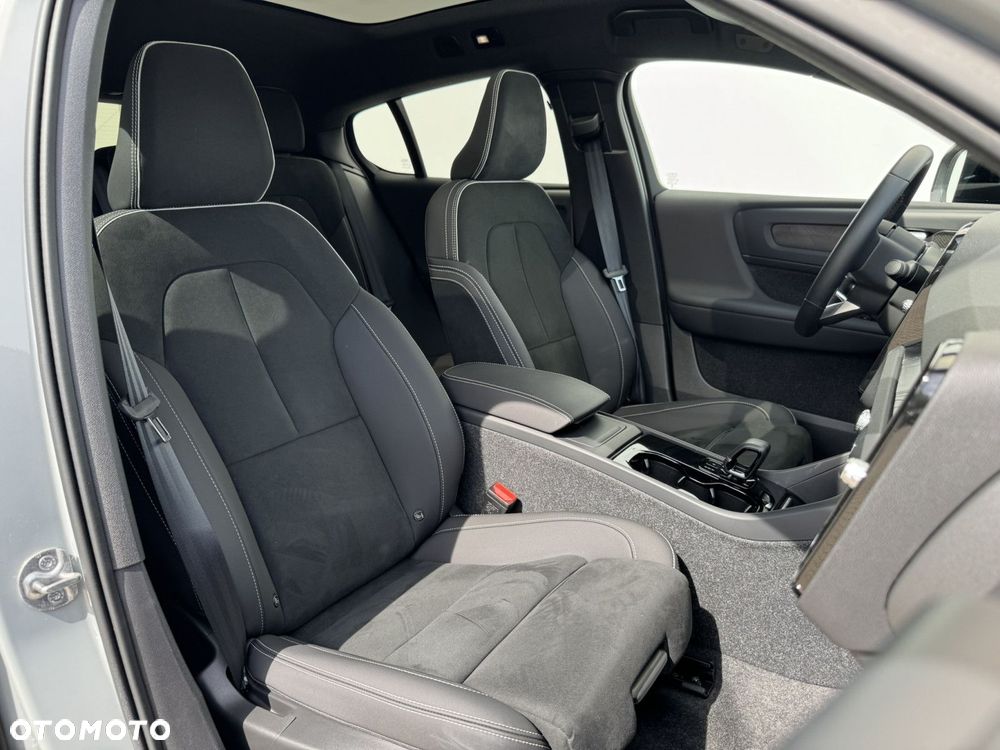 Volvo C40 Recharge 82 kWh Single M Extended Range RWD Ultimate - 16