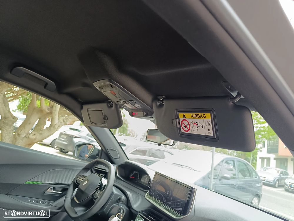 Peugeot 2008 1.2 PureTech Active Pack - 22