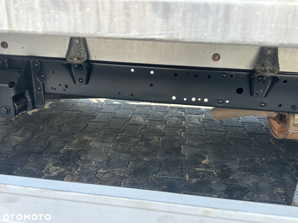 Iveco Daily 35S14 2018 / 2019 Rok Chłodnia 6 palet - 13