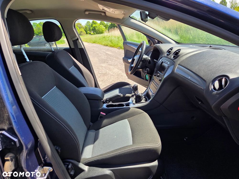 Ford Mondeo 2.0 TDCi Trend - 13