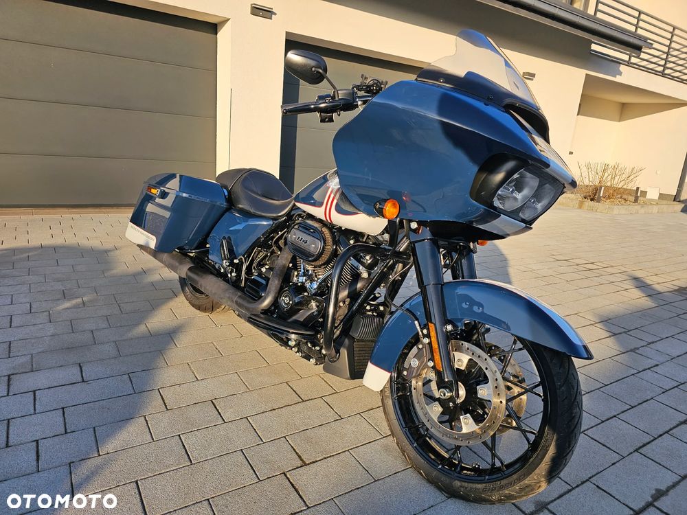 Harley-Davidson Touring Road Glide - 9