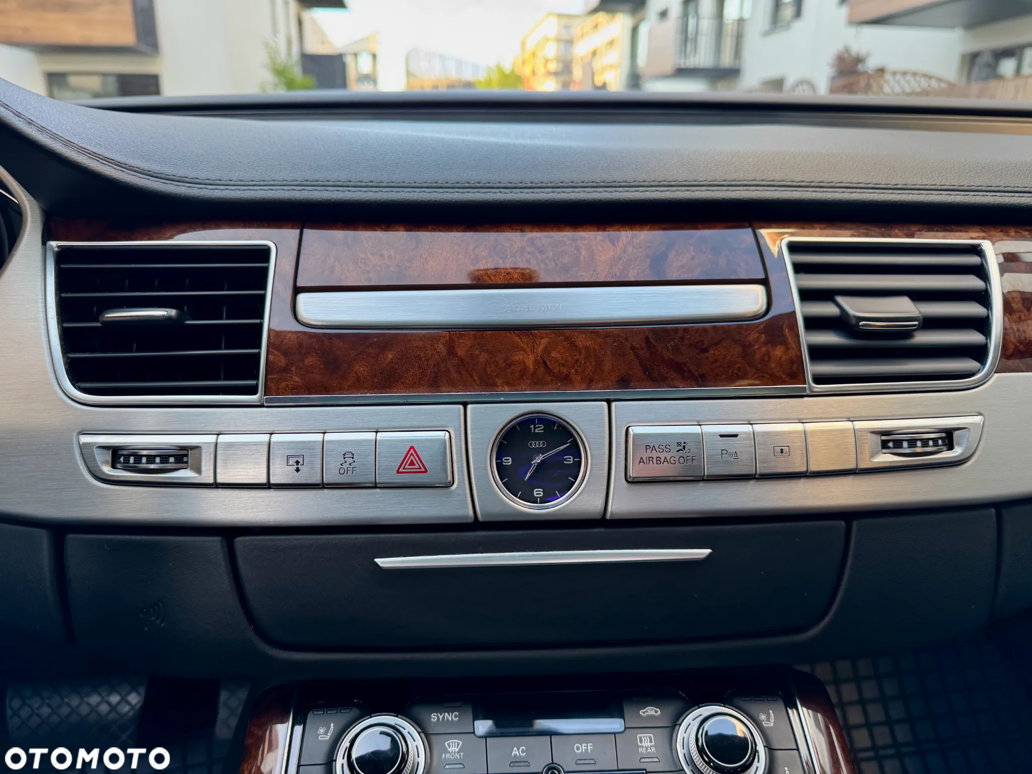Audi A8 4.2 TDI L Quattro - 13