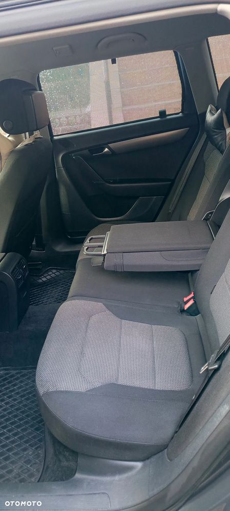 Volkswagen Passat 2.0 TDI DPF Comfortline - 10