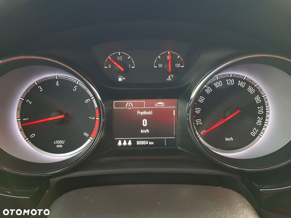 Opel Astra 1.4 Turbo Dynamic - 22