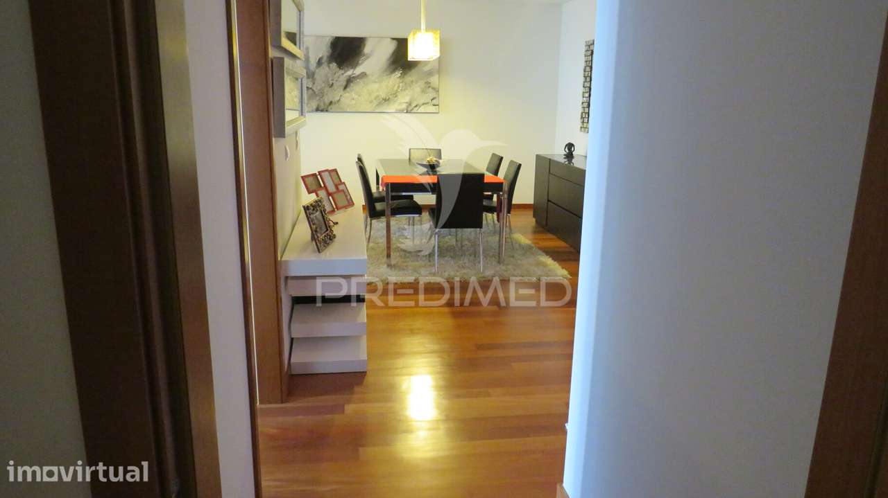 APARTAMENTO DE LUXO T3 PERTO DA ESTRADA MONUMENTAL VISTA MAR - Grande imagem: 4/31