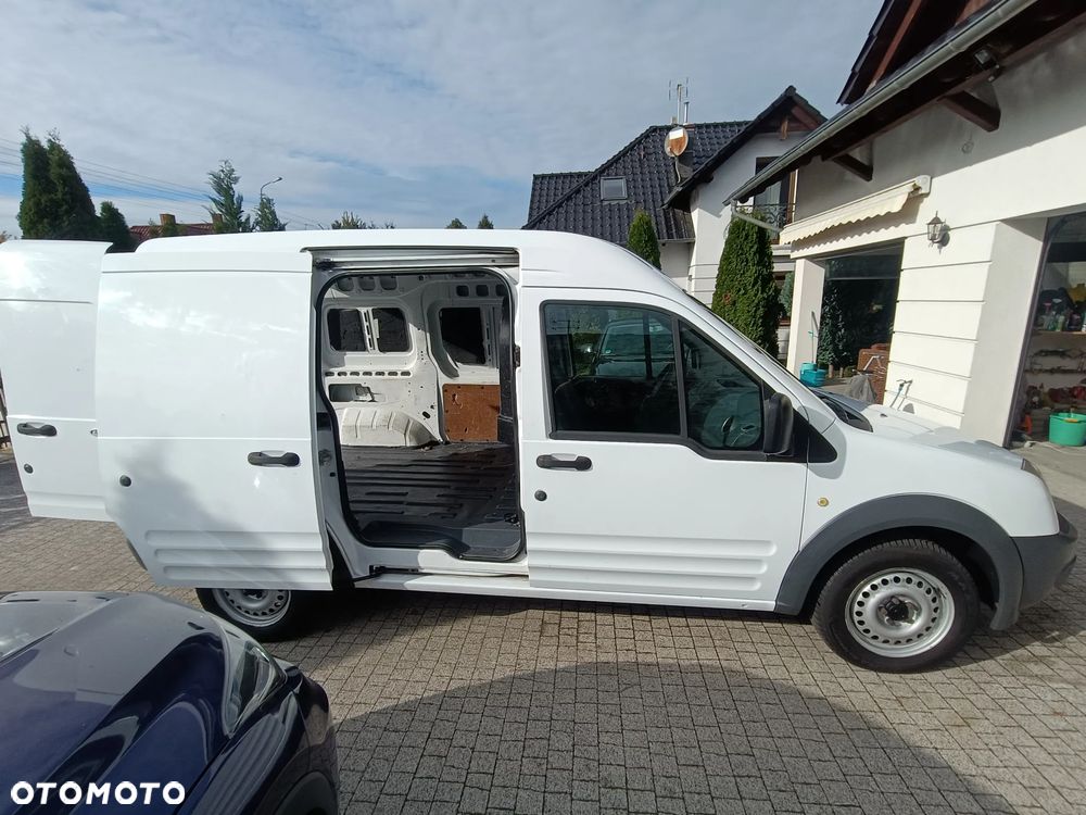 Ford Transit Connect - 9