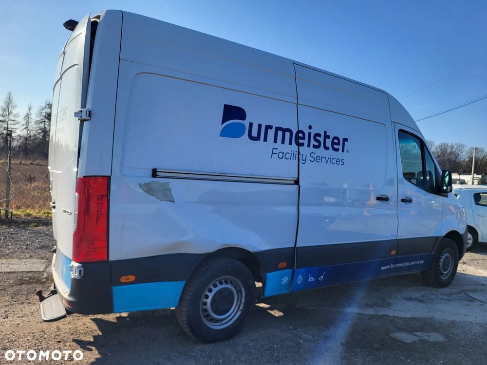 Mercedes-Benz 317 - 5