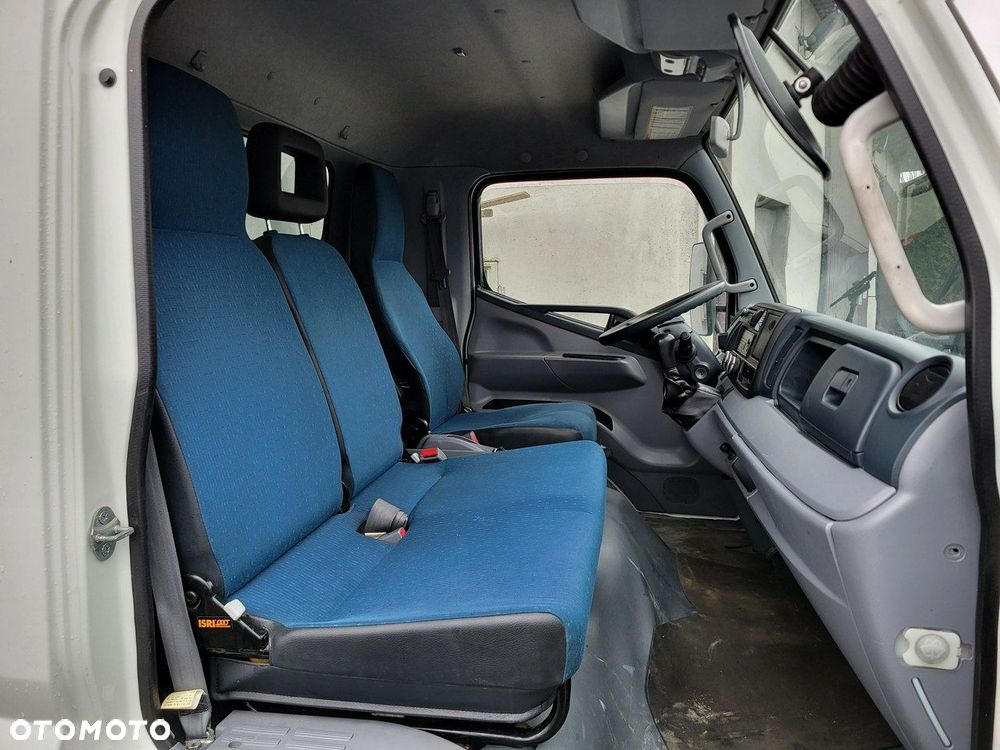 Mitsubishi Fuso - 13