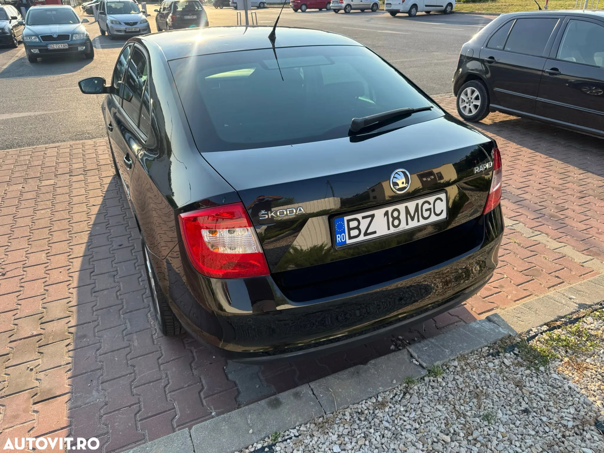Skoda RAPID 1.2 TSI Elegance - 8