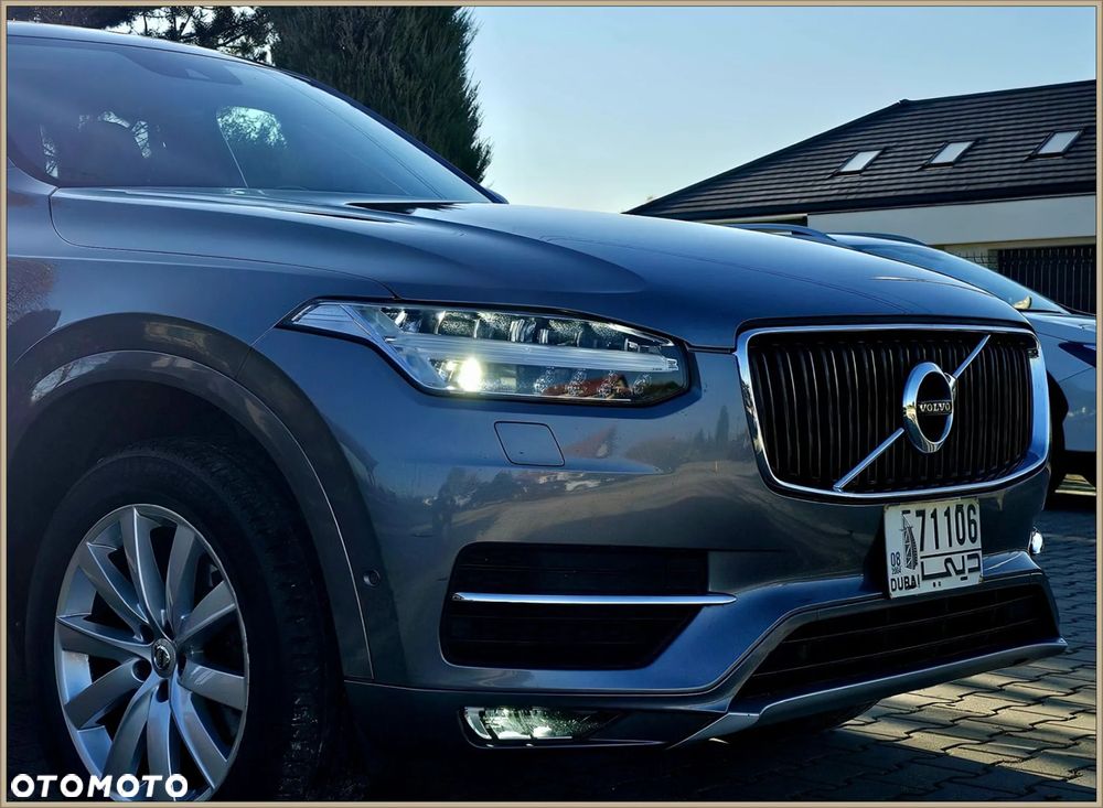 Volvo XC 90 D5 AWD Geartronic Momentum - 13