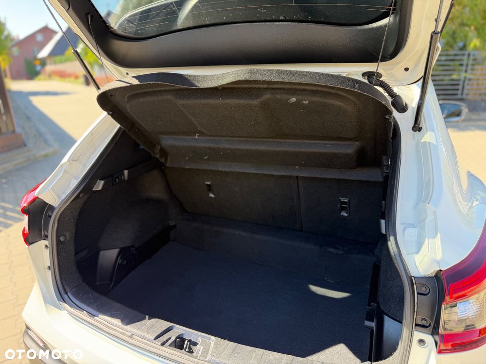 Nissan Qashqai 1.2 DIG-T N-Connecta EU6 - 18