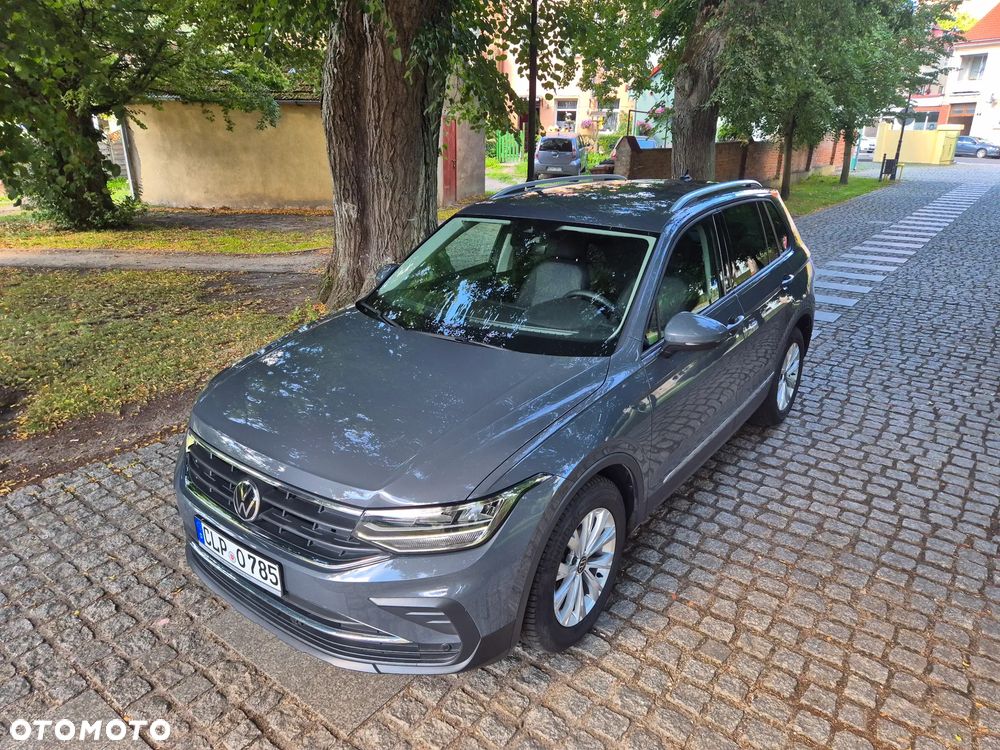 Volkswagen Tiguan - 36
