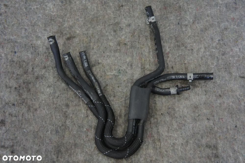 NR 381 Przewód, wąż paliwa Audi A6 4G03.0 4G0201214 - 2