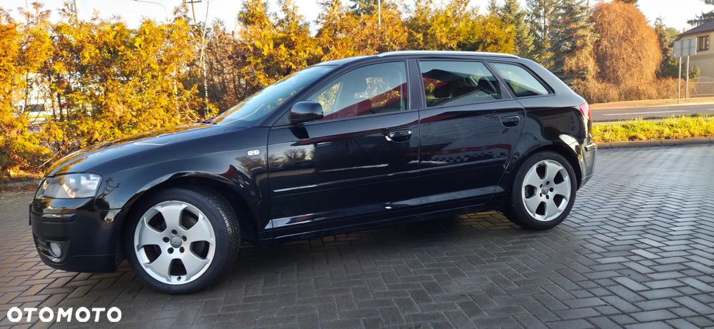 Audi A3 Sportback 2.0 TDI DPF Quattro Attraction - 5